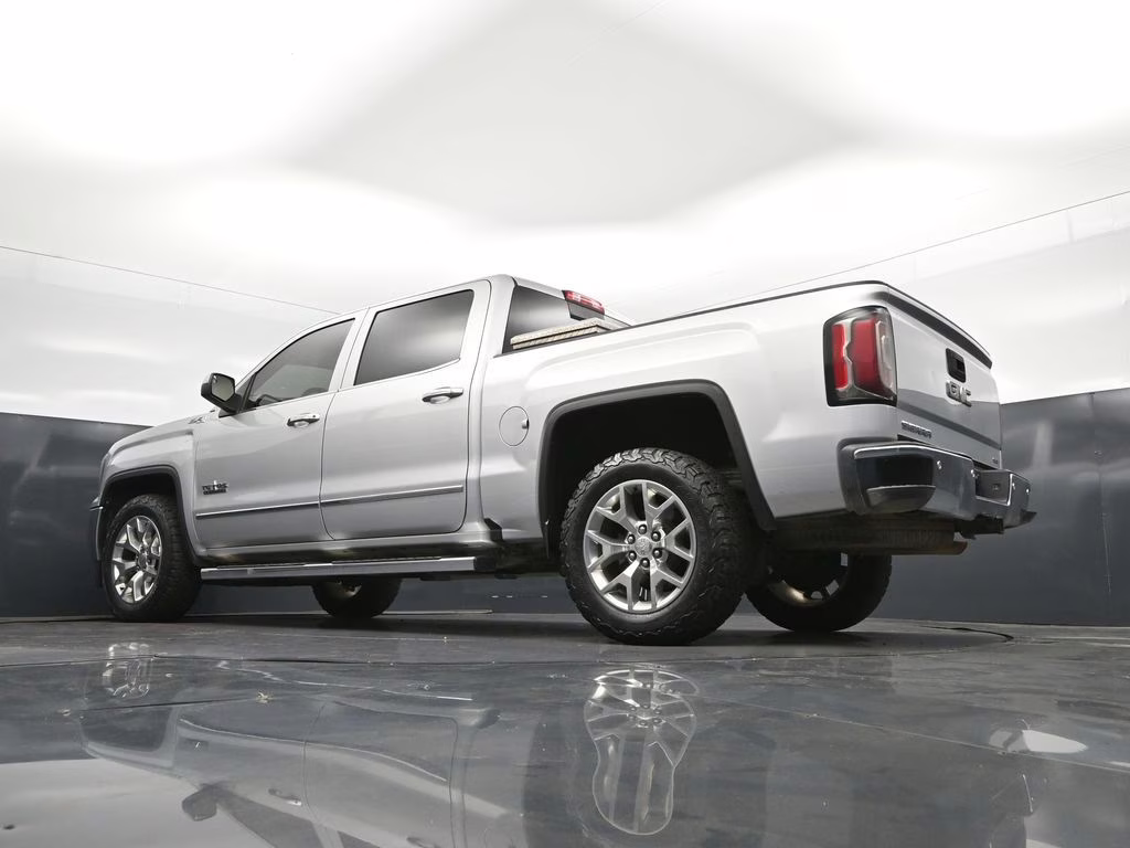 2018 Quicksilver Metallic GMC Sierra 1500 SLT 4X4 Truck