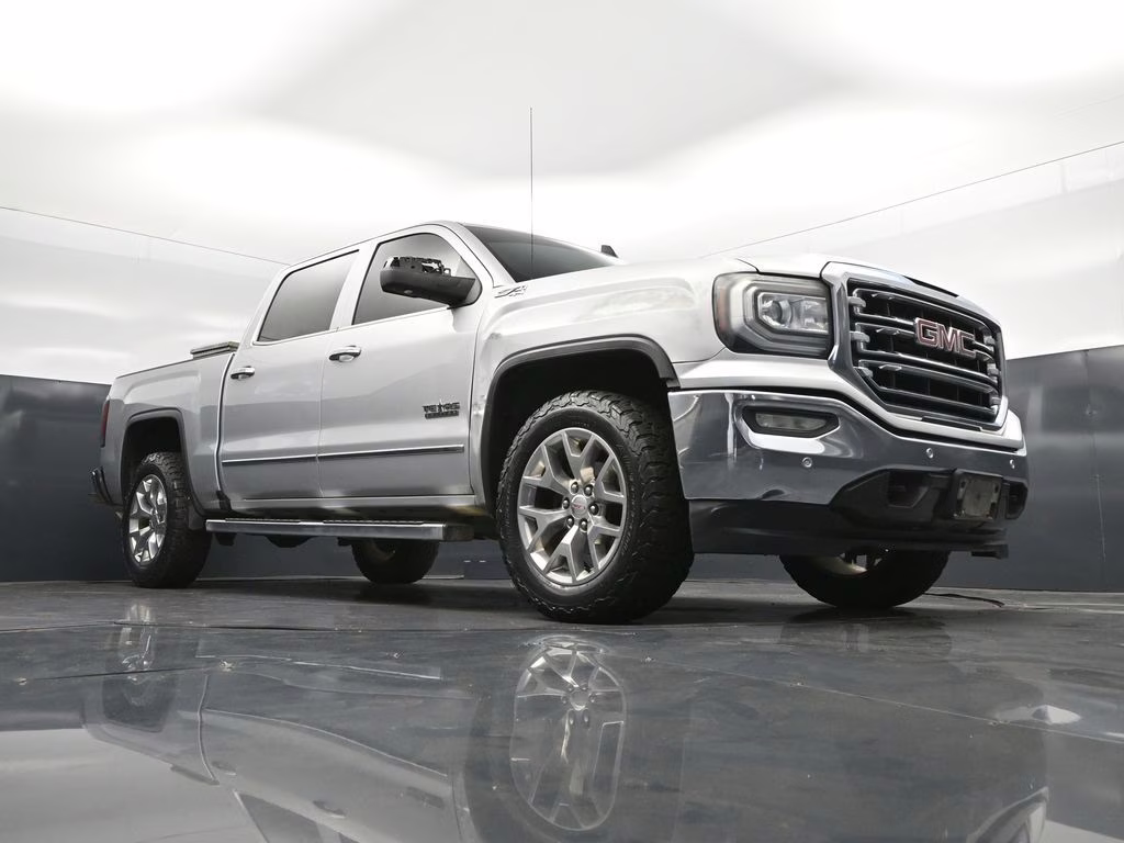 2018 Quicksilver Metallic GMC Sierra 1500 SLT 4X4 Truck