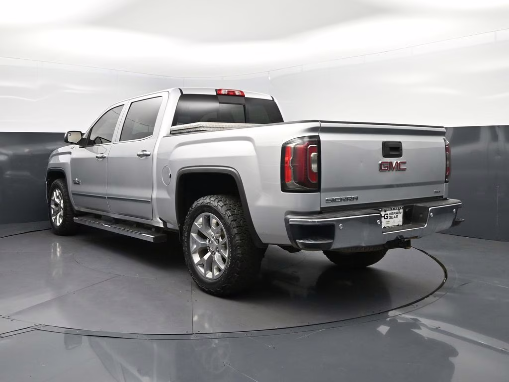 2018 Quicksilver Metallic GMC Sierra 1500 SLT 4X4 Truck