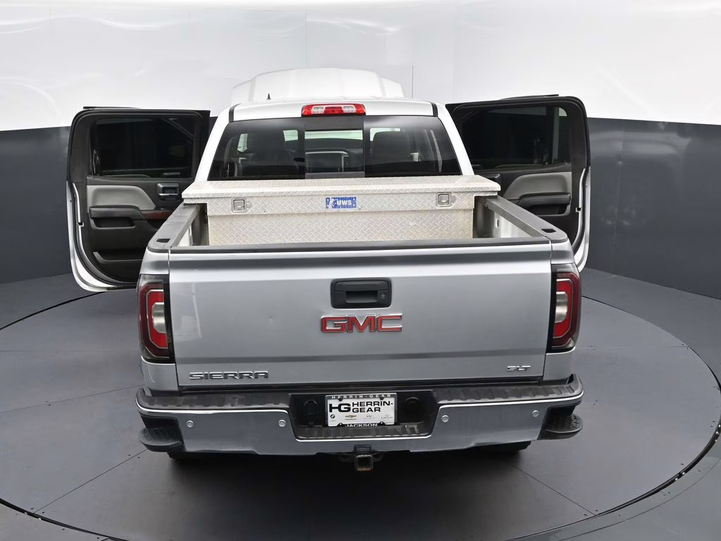2018 Quicksilver Metallic GMC Sierra 1500 SLT 4X4 Truck