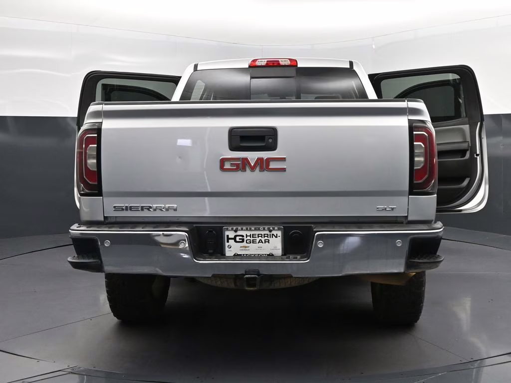 2018 Quicksilver Metallic GMC Sierra 1500 SLT 4X4 Truck