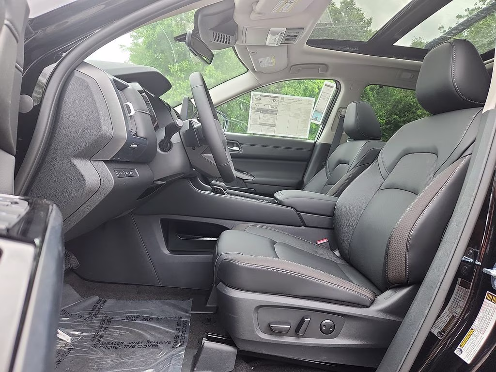 2026 Super Black Nissan Pathfinder SL 4X4 SUV