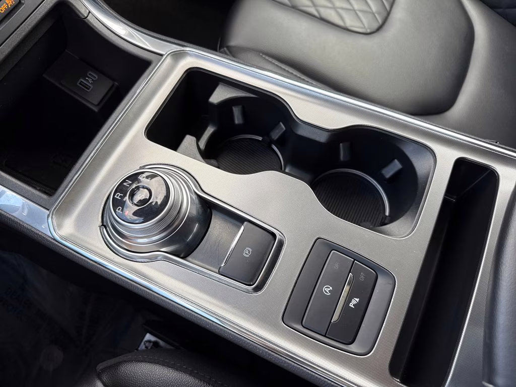 2024 Agate Black Metallic Ford Edge Titanium AWD SUV