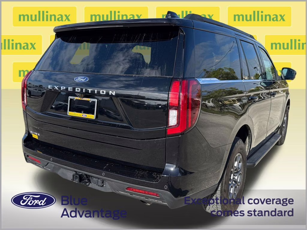 2025 Agate Black Metallic Ford Expedition Active RWD SUV