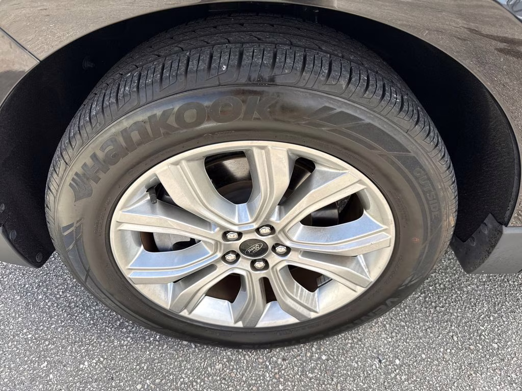 2024 Agate Black Metallic Ford Edge Titanium AWD SUV