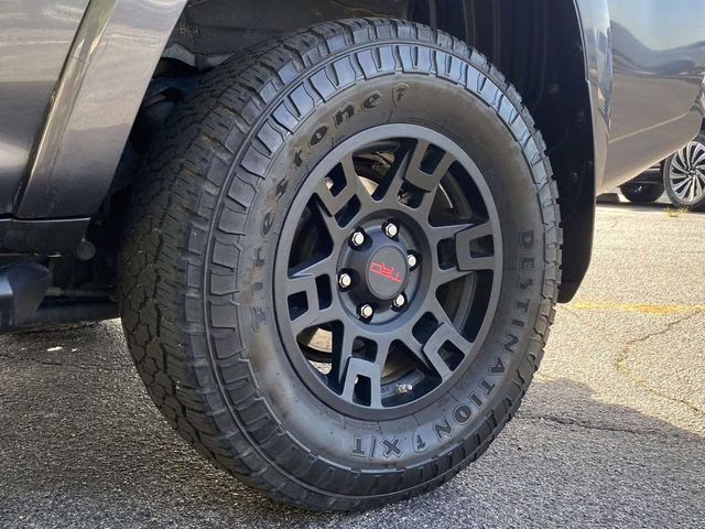 2021 Magnetic Gray Metallic Toyota 4Runner SR5 Premium 4X4 SUV