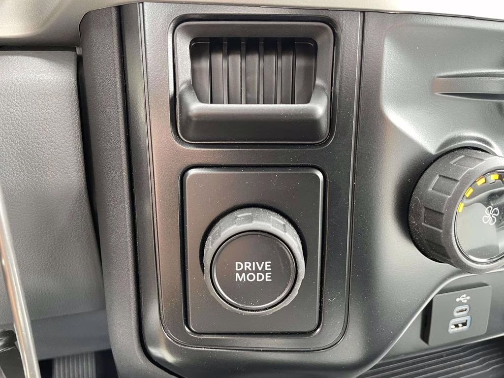 2026 Oxford White Ford Super Duty F-250 SRW XL RWD Truck