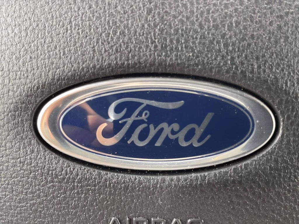 2026 Oxford White Ford Super Duty F-250 SRW XL RWD Truck