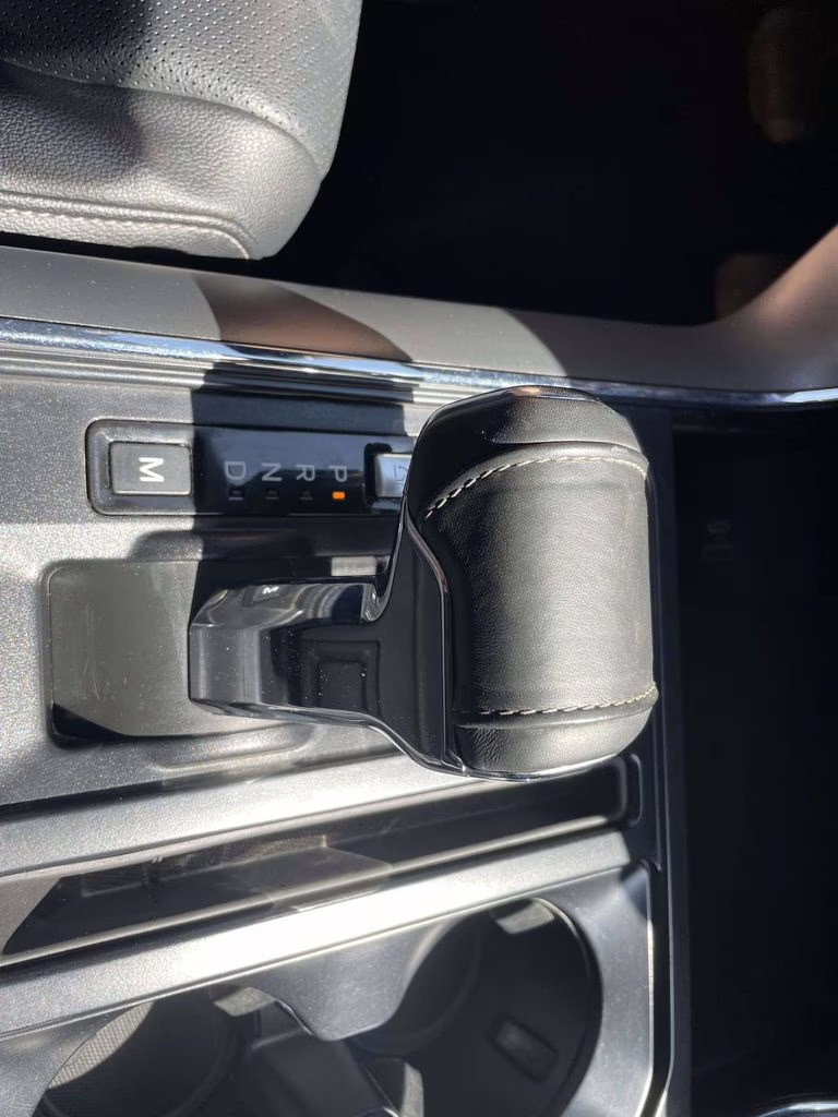 2022 Agate Black Metallic Ford F-150 Lariat 4X4 Truck