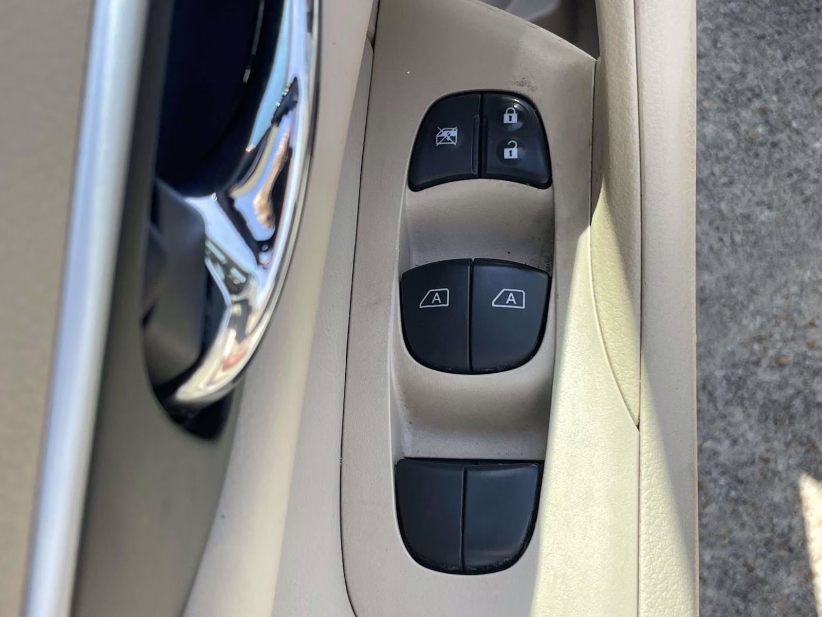 2016 Pearl White Nissan Altima 2.5 SL FWD Sedan