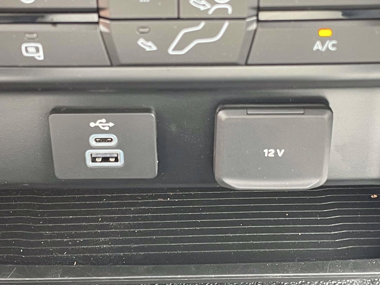 2026 Oxford White Ford Super Duty F-250 SRW XL RWD Truck