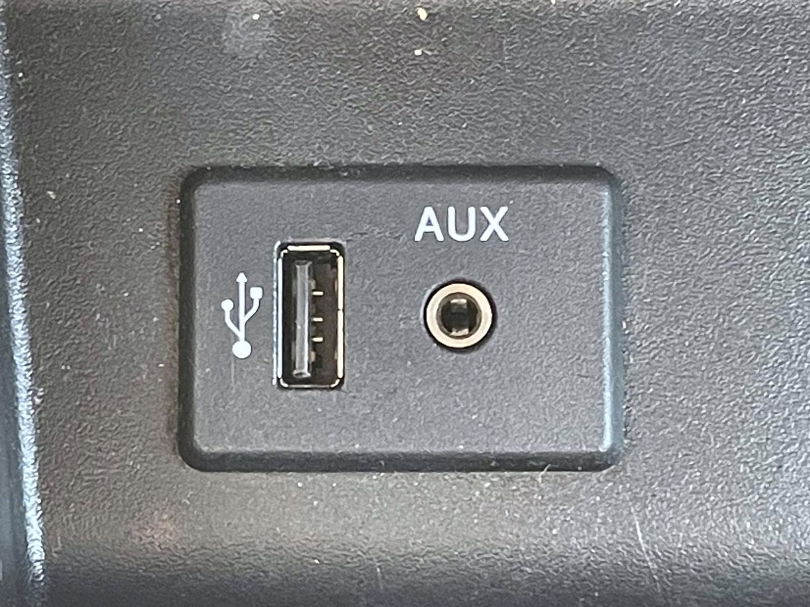 2016 Pearl White Nissan Altima 2.5 SL FWD Sedan