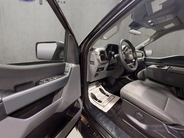 2022 Agate Black Metallic Ford F-150 XLT 4X4 Truck