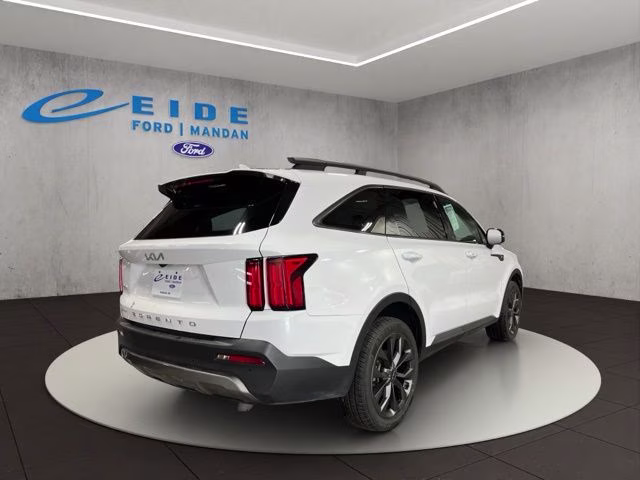 2022 Glacial White Pearl Kia Sorento X-Line SX Prestige AWD SUV