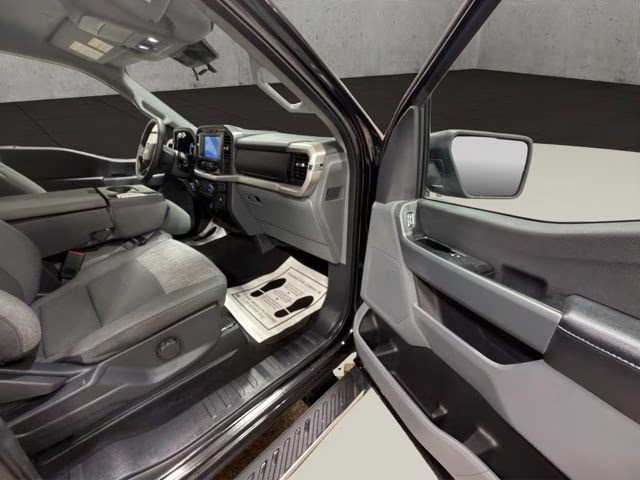 2022 Agate Black Metallic Ford F-150 XLT 4X4 Truck