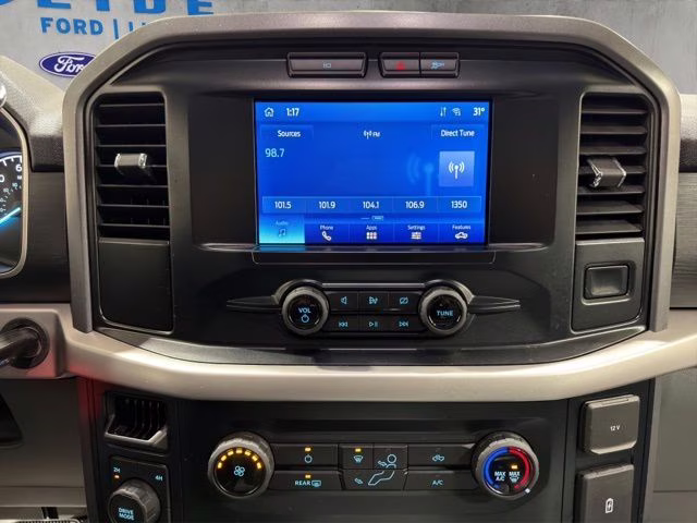 2022 Agate Black Metallic Ford F-150 XLT 4X4 Truck