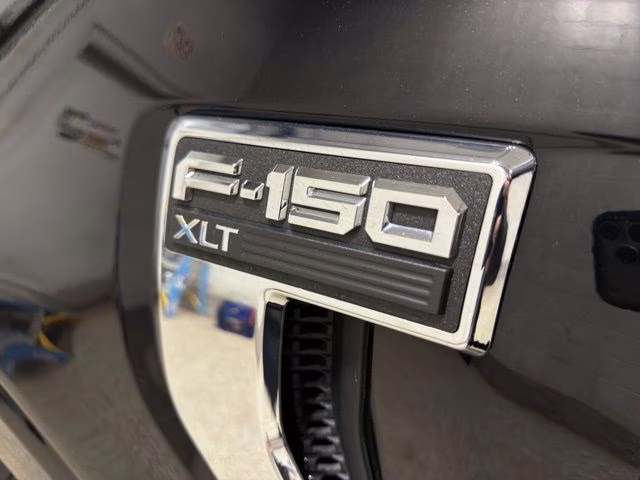 2022 Agate Black Metallic Ford F-150 XLT 4X4 Truck