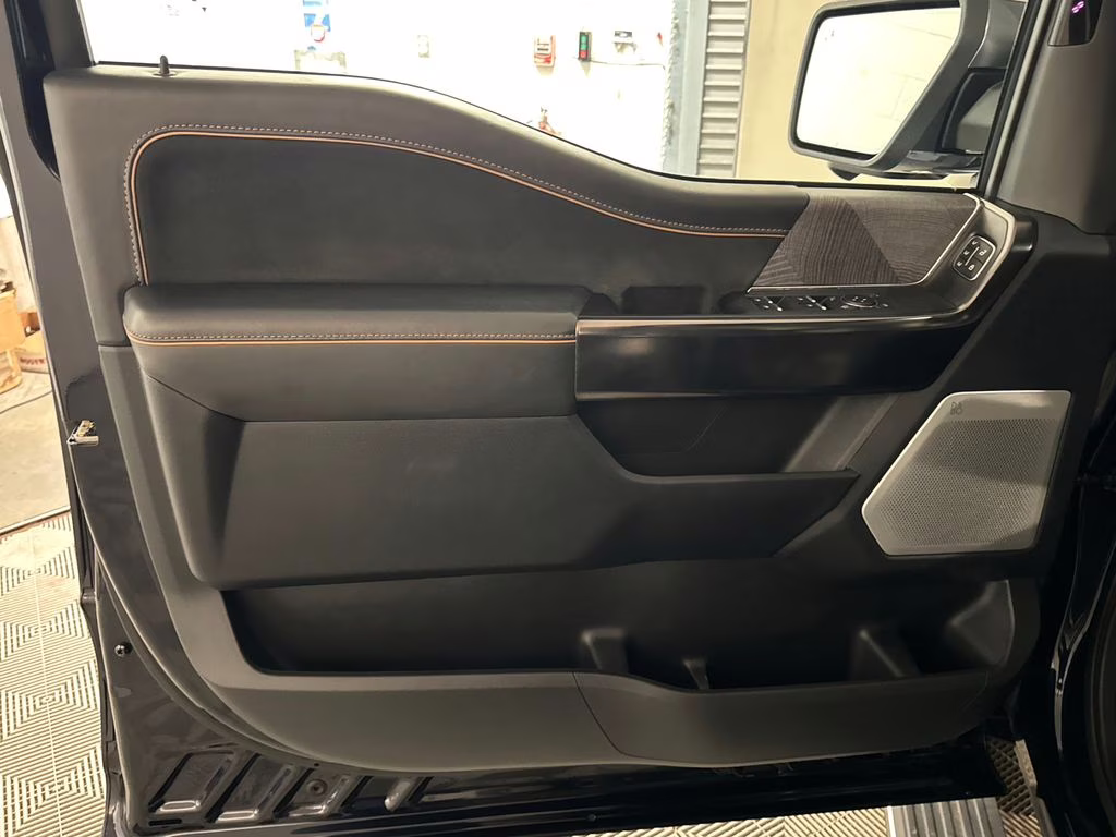 2023 Antimatter Blue Metallic Ford F-150 Platinum 4X4 Truck