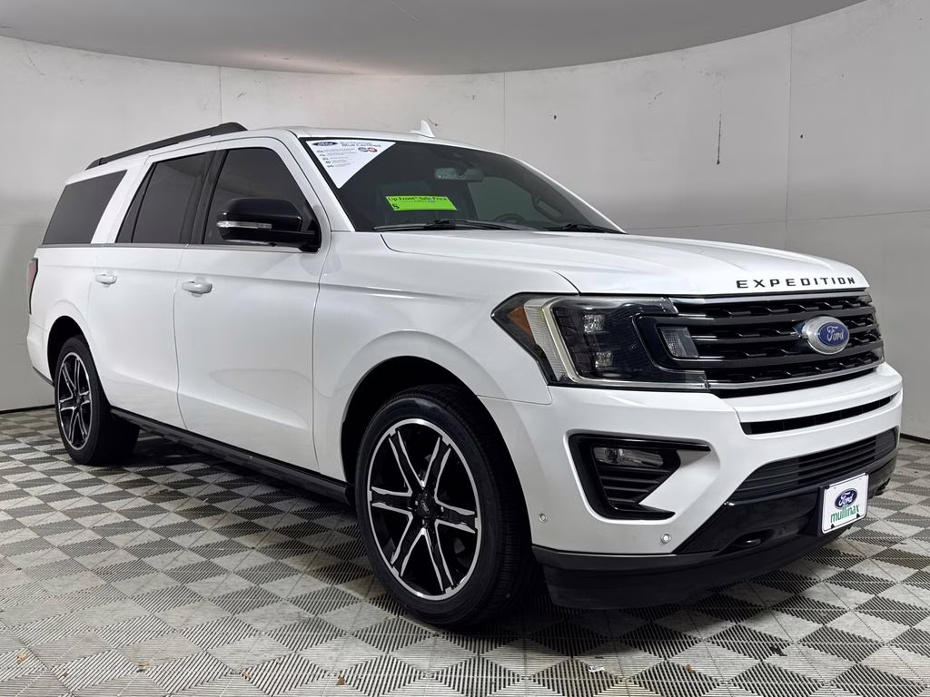 2020 White Metallic Ford Expedition Max Limited 4X4 SUV