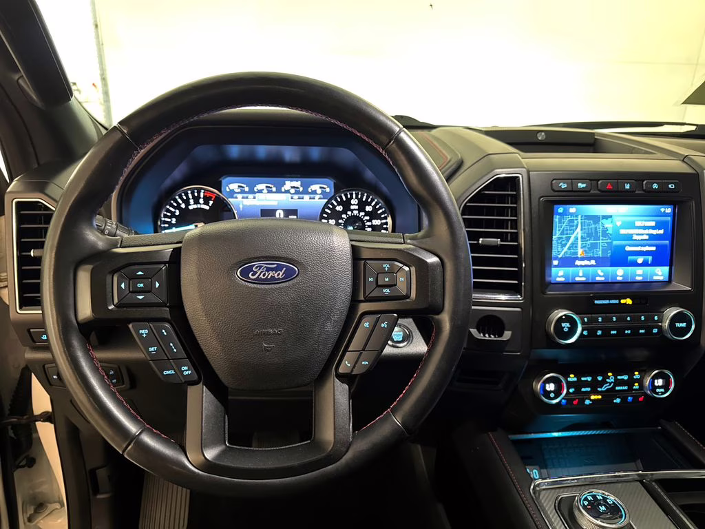 2020 White Metallic Ford Expedition Max Limited 4X4 SUV
