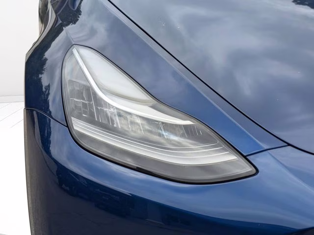 2022 Deep Blue Metallic Tesla Model Y Long Range AWD SUV