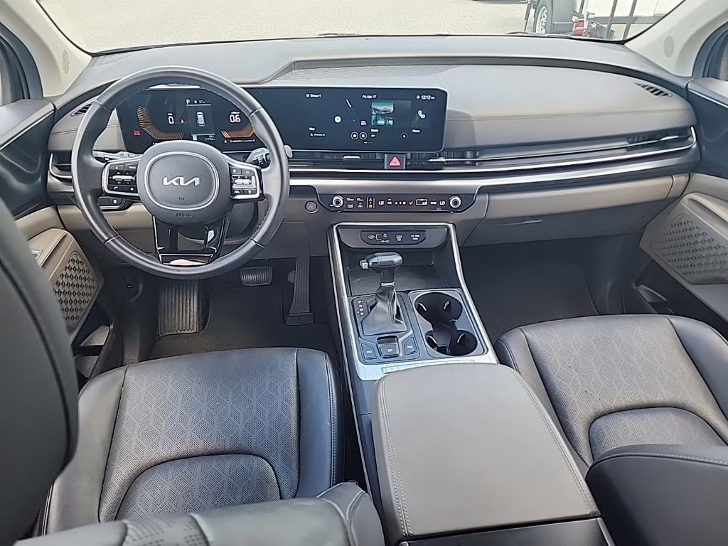 2025 Panthera Metal Kia Carnival LXS FWD Van