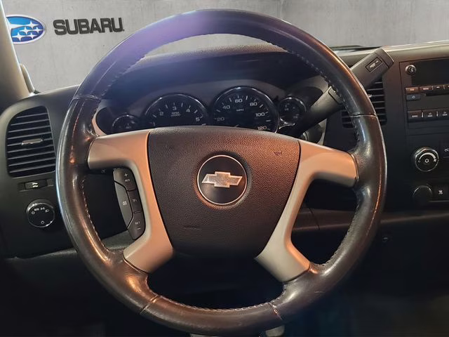 2009 Black Chevrolet Silverado 1500 LT 4X4 Truck