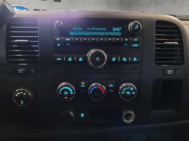 2009 Black Chevrolet Silverado 1500 LT 4X4 Truck