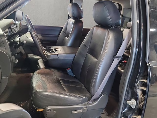 2009 Black Chevrolet Silverado 1500 LT 4X4 Truck