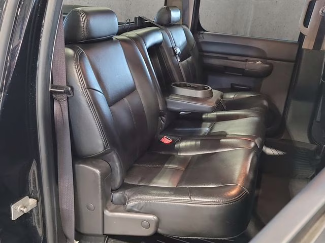 2009 Black Chevrolet Silverado 1500 LT 4X4 Truck