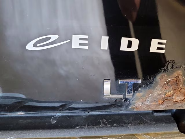 2009 Black Chevrolet Silverado 1500 LT 4X4 Truck