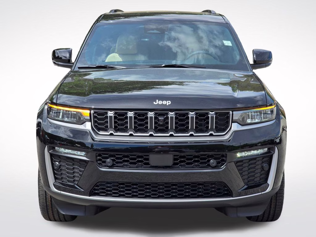 2026 Diamond Black Crystal Pearlcoat Jeep Grand Cherokee L Limited 4X4 SUV