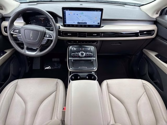 2023 White Metallic Lincoln Nautilus Standard AWD SUV