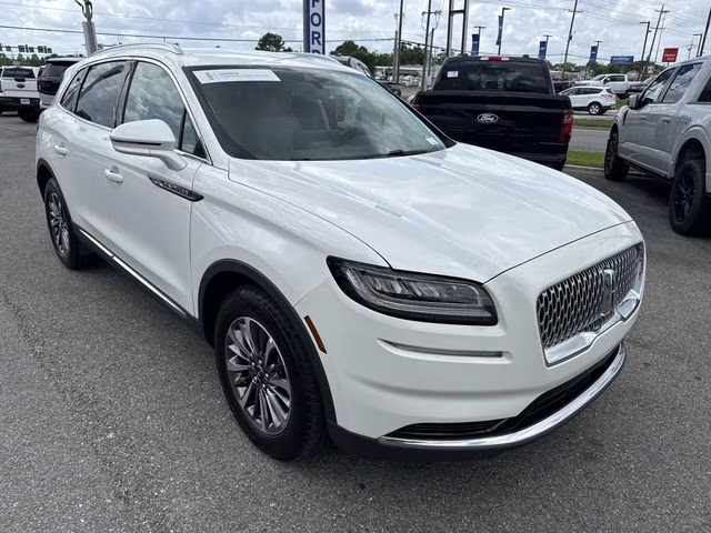 2023 White Metallic Lincoln Nautilus Standard AWD SUV
