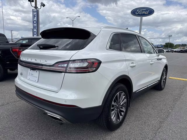 2023 White Metallic Lincoln Nautilus Standard AWD SUV