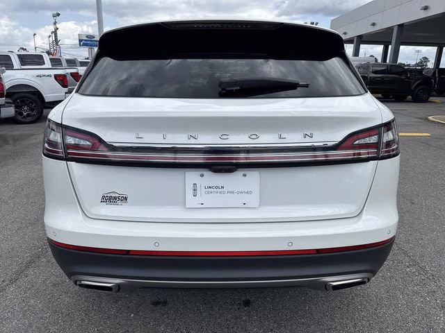 2023 White Metallic Lincoln Nautilus Standard AWD SUV