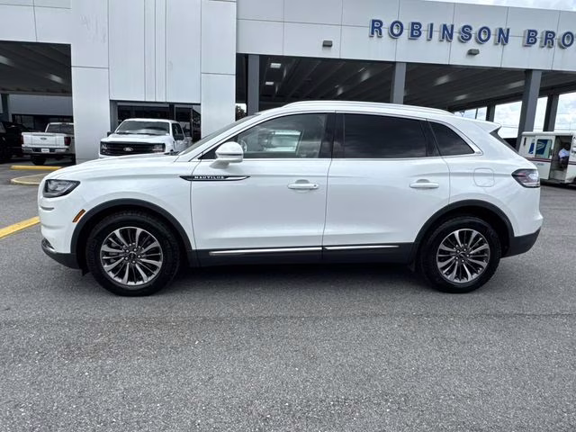 2023 White Metallic Lincoln Nautilus Standard AWD SUV