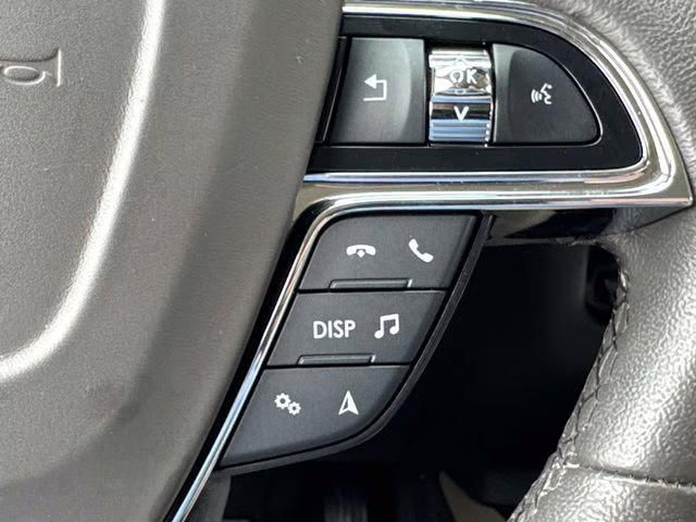 2023 White Metallic Lincoln Nautilus Standard AWD SUV