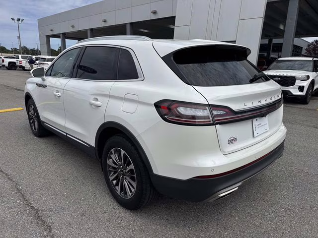 2023 White Metallic Lincoln Nautilus Standard AWD SUV