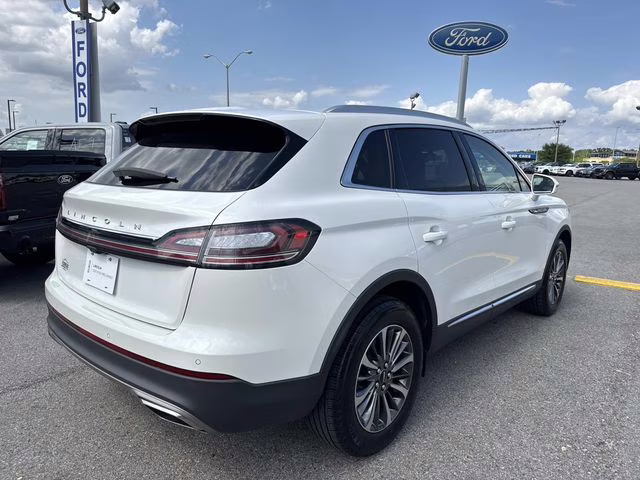 2023 White Metallic Lincoln Nautilus Standard AWD SUV
