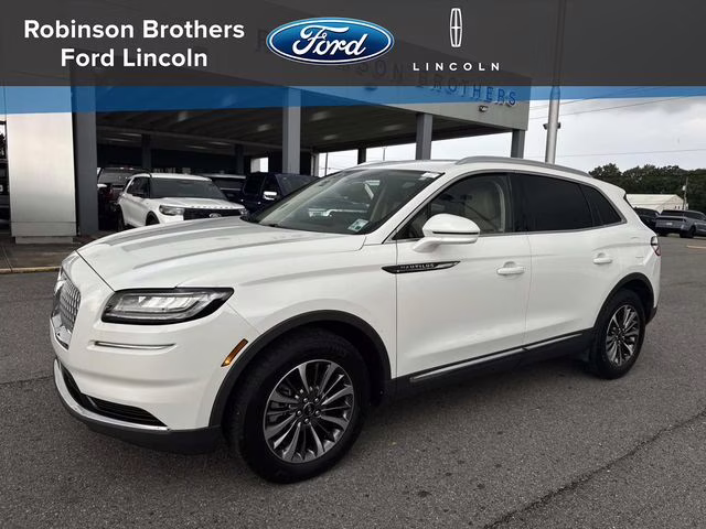 2023 White Metallic Lincoln Nautilus Standard AWD SUV