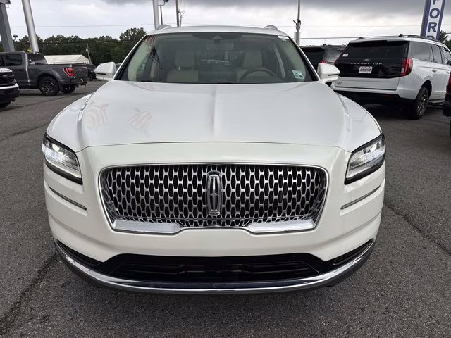 2023 White Metallic Lincoln Nautilus Standard AWD SUV