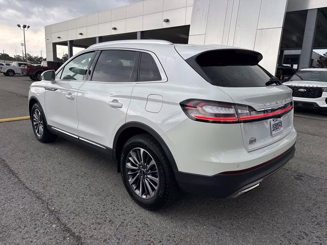 2023 White Metallic Lincoln Nautilus Standard AWD SUV