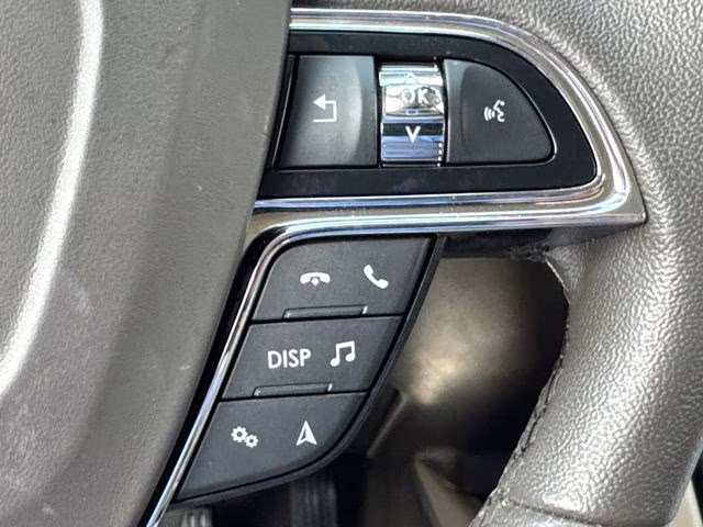 2023 White Metallic Lincoln Nautilus Standard AWD SUV