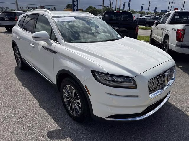 2023 White Metallic Lincoln Nautilus Standard AWD SUV