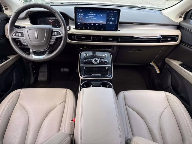 2023 White Metallic Lincoln Nautilus Standard AWD SUV