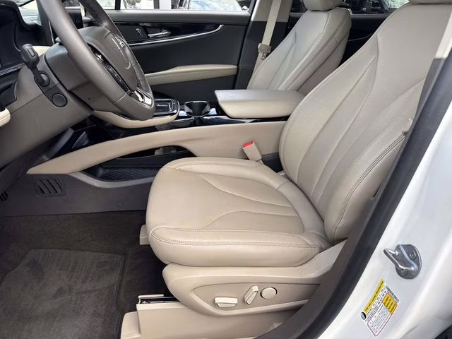 2023 White Metallic Lincoln Nautilus Standard AWD SUV