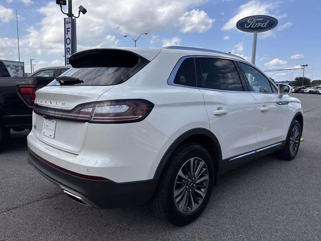 2023 White Metallic Lincoln Nautilus Standard AWD SUV