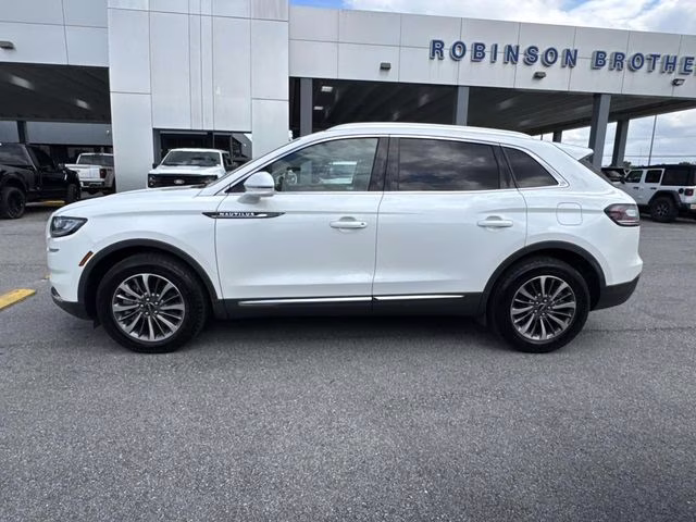 2023 White Metallic Lincoln Nautilus Standard AWD SUV