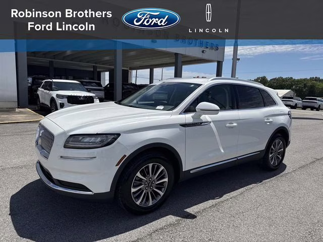 2023 White Metallic Lincoln Nautilus Standard AWD SUV